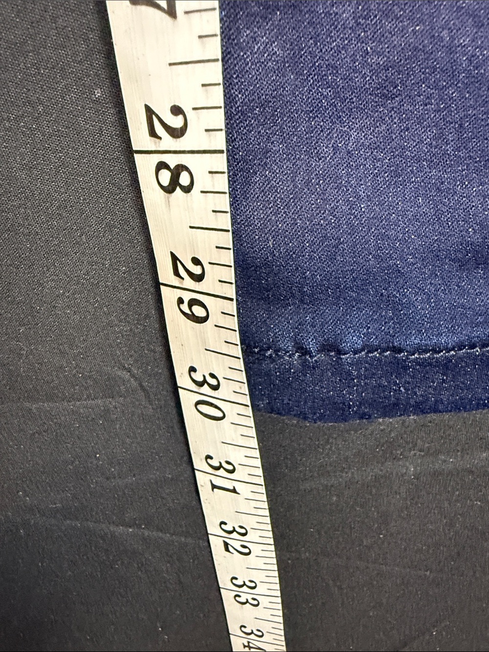 New York & Company Skinny Jean Leggings in Navy Blue - Picture 5 of 14